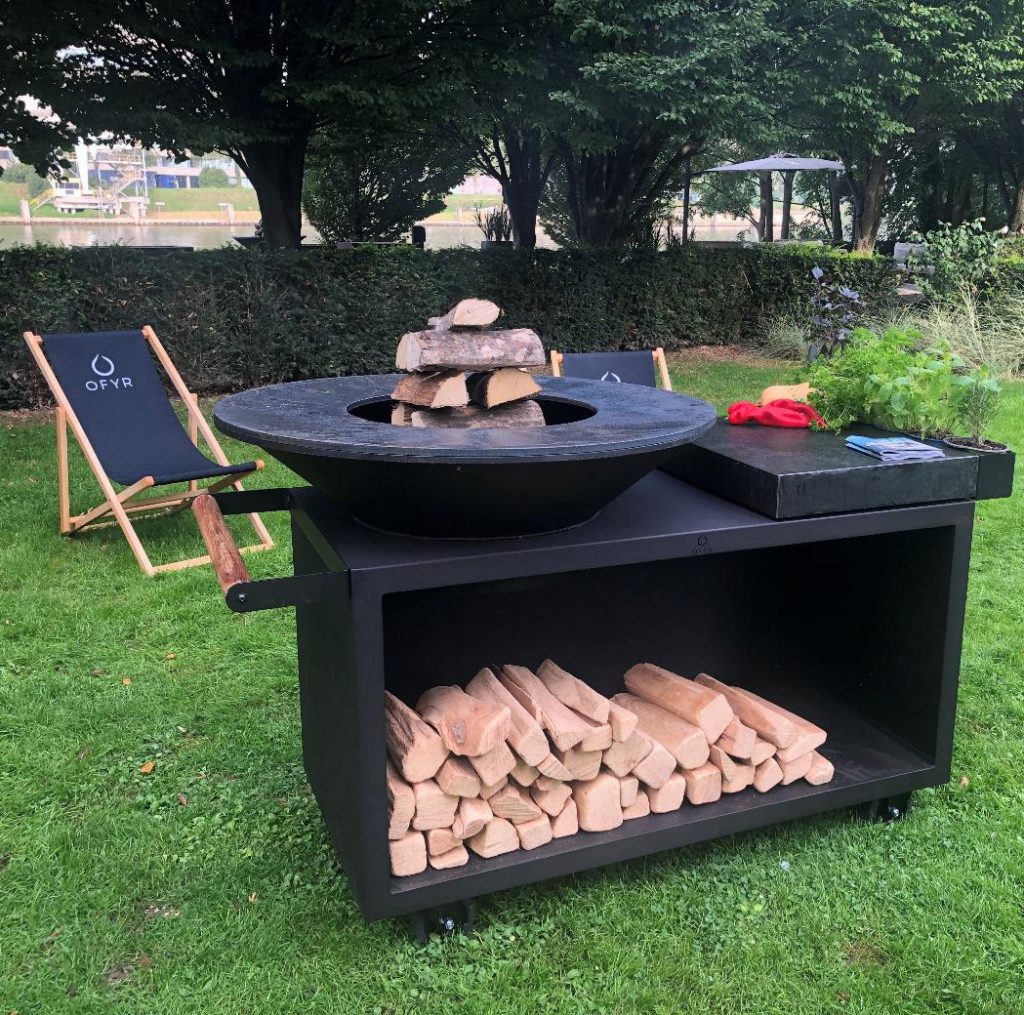 Barbecue Brasero Genius 70 Little Balance - Plancha INOX 70 Cm, Rangement Bois XXL, Acier, Fabriqué En France - Pour Jardin/Terrasse